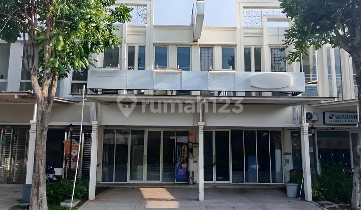 Disewakan Ruko Bizhome Pakuwon City, 2 Ruko Jadi 1, Bekas Indomaret (Istinewa)