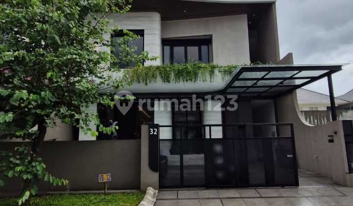 Dijual Rumah Mewah Baru di Graha Famili Type Berry Hill