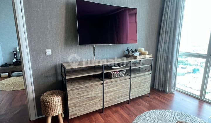 Dijual Apartemen 1 Br The Via Ciputra World Surabaya (furnish Cantik)