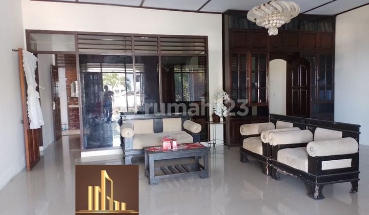 Di Sewakan cepat dan murah Rumah dengan Pemandangan Pantai dan kota Batu kota seputaran Kampus