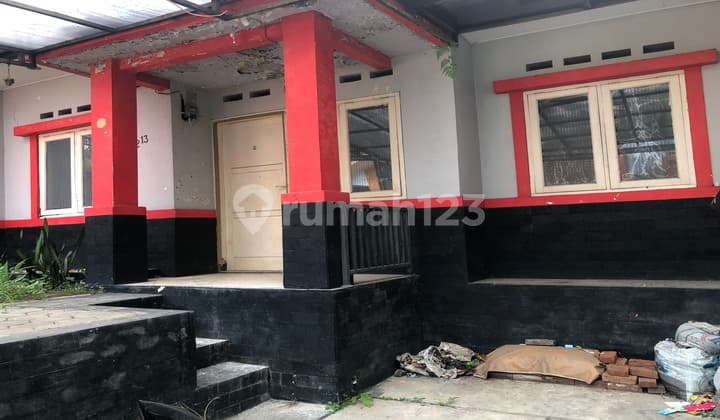 Rumah Tinggal Di Lingkungan Nyaman