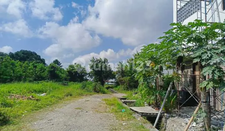 Sebidang Lahan Kosong Sangat Murah & Prime