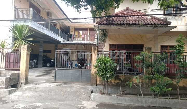 Kos - Kosan Lantai 2 + Rumah Lokasi Pakerisan - Denpasar Selatan
