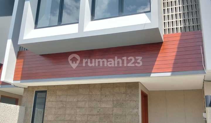New 2-Story Minimalist House Located in Dalung Tibung Sari
