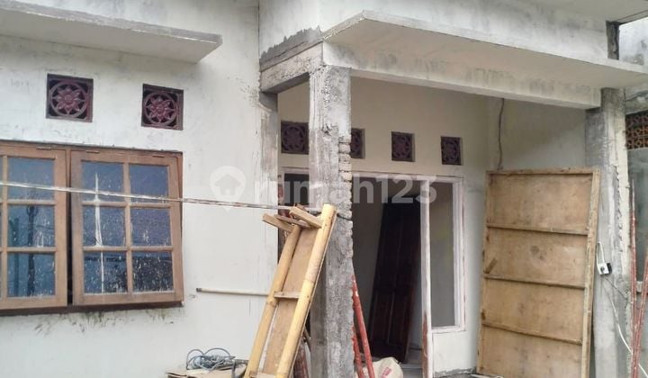 For Sale New Fresh House
Finishing stage
Location Br Kwanji Dalung