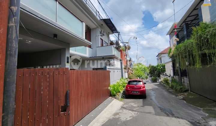 Rumah 2 Lantai Berlokasi di Buana Raya Padang Sambian Denpasar