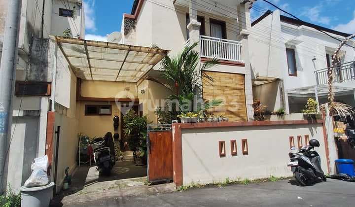 Rumah Modern Minimalis di Pusat Kota Jalan Padang Gajah Denbar