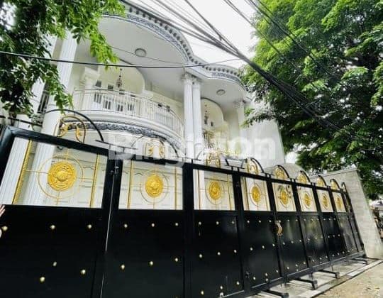 RUMAH MEGAH KEREN SIAP HUNI DI JUAL DI RAWAMANGUN