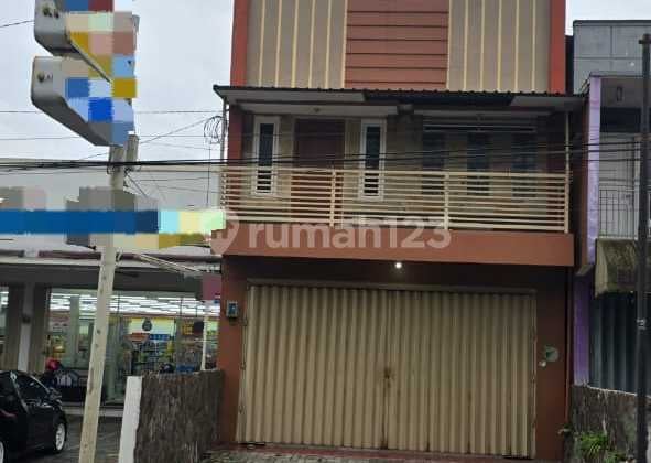 0401.26 Ruko Lelang Batu di Batu di Ruko Suropati