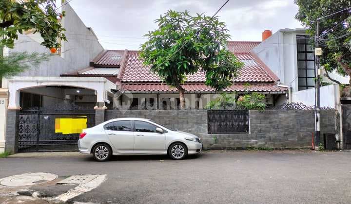 0416.26E Rumah Lelang Jakarta di Cilandak di Taman Gandaria