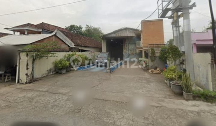 0331,62S Via Auction Warehouse on Raya Slempit Gresik in Kedamean