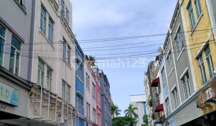 Dijual Ruko Mega Galaxy Surabaya Di Klampis Ngasem Di Sukolilo