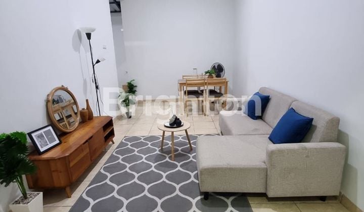 Rumah Cantik ROW jalan 10m