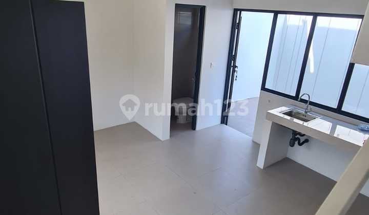 Rumah Baru Di Park Serpong