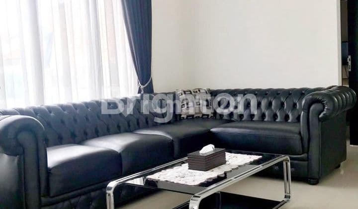 Rumah Cantik dan Mewah di Kawasan Cilandak