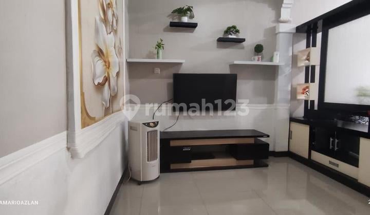 DIJUAL Rumah Strategis di Perumahan Taman Kebalen, Bekasi