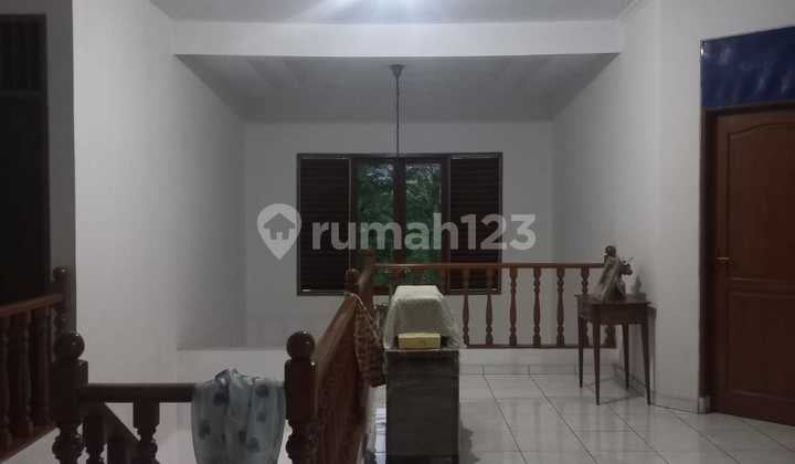 Dijual Rumah Sunter 2 Lantai, Siap Huni, Hadap Timur