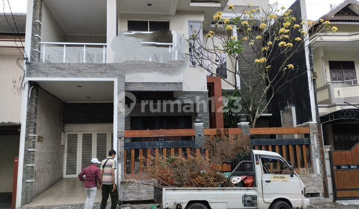 Dijual Rumah Mewah Harga Rendah Di Perum Tata Bumi, Banyuraden