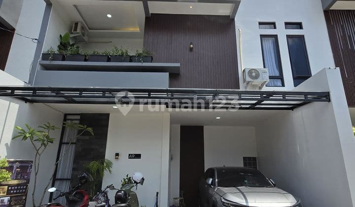 For Sale Residential Villa Near Maguwoharjo Campus Sleman