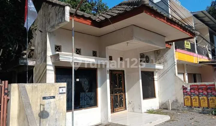 Di Jual Rumah Luas Lengkap Dengan Ruang Usaha Lokasi Strategis