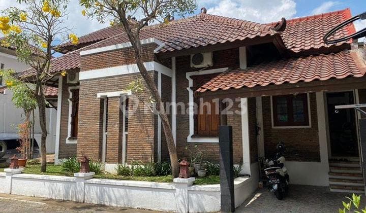 For Sale House in Residential Area, Condong Catur, Depok, Sleman