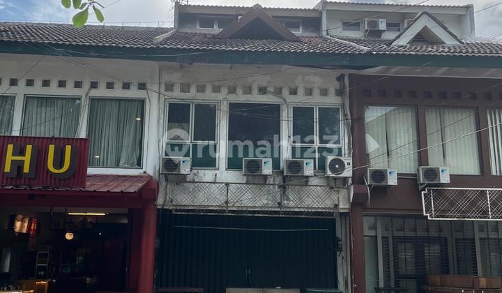 Ruko 3 Lantai Siap Huni