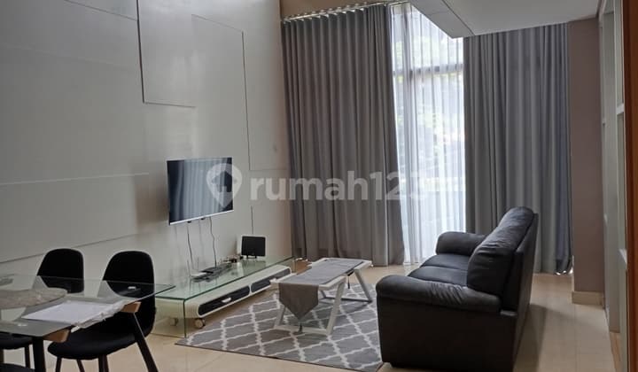 Disewakan Per-6 Bulan Apartemen 2br+1 Full Furnished