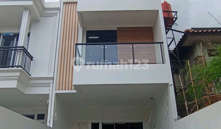 Jual Rumah 2 Lantai Minimalis Tempat Strategis Di Sunter Agung Jakarta Pusat
