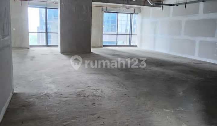 Disewakan Office District 8 Treasury Tower 318m2 Brand New
