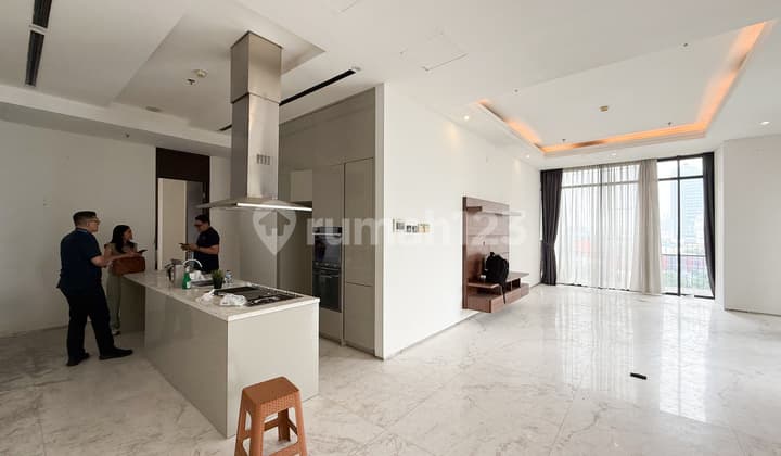 Dijual Cepat Apartemen Senopati Suites 3 Bedrooms 297m2 Unfurnished Hot Deal