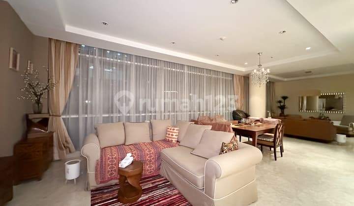 For Quick Sale Oakwood Premier Jakarta 3 Bedrooms 207m2 Furnished Negotiable Price