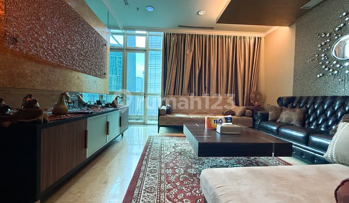 Bellagio Mansion Mega Kuningan 3 Bedrooms 180m2 Furnished For Rent