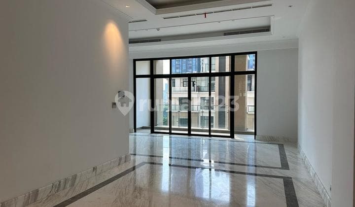 Le Parc Residence Thamrin 3 Bedrooms 193m2 For Rent