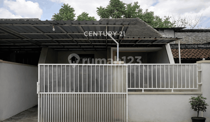 Rumah Dalam Cluster di Maguwoharjo Dekat Pasar Stan