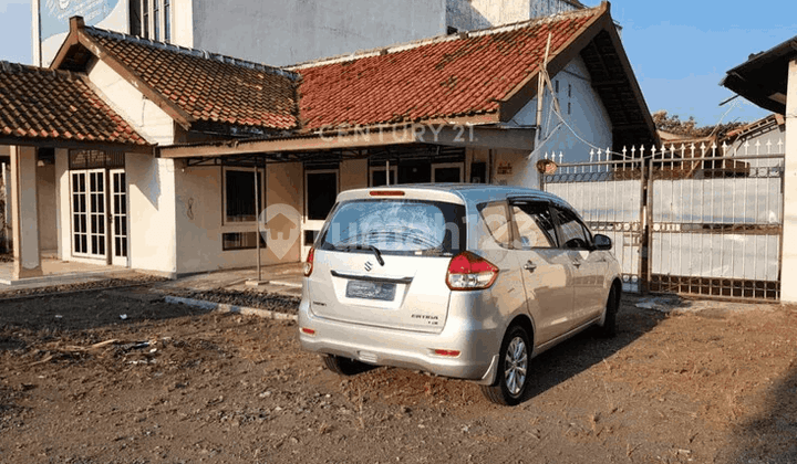 Rumah Luas di Ringroad Utara Dekat Bandara Adisucipto Untk Kantor