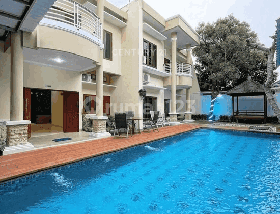 7-Bedroom Villa Ready to Operate, Guaranteed Profit Near Campus