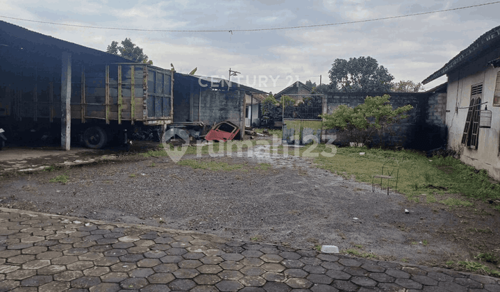 Tanah Bangunan di Bangunjiwo Cocok untuk Gudang Penyimpan