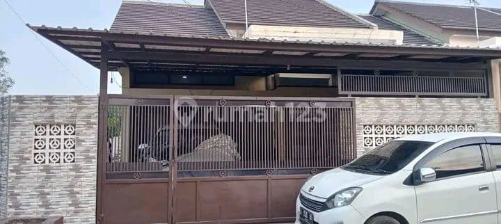 Dijual Murah Rumah Hook Cluster Kinagara Regency Dekat Exit Tol Buah Batu Bandung
