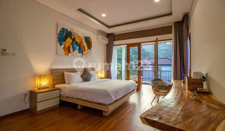 Dijual Villa Mewah Plus Swimming Pool Dago Resort