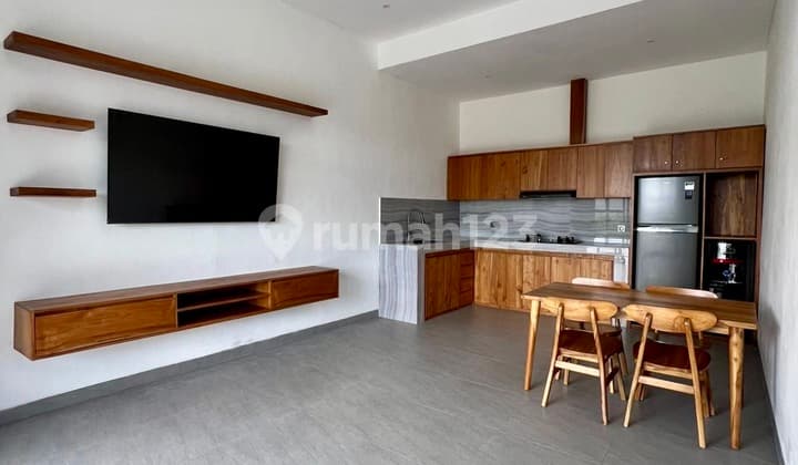 Brand new fully furnished 2 bedroom villa in Seseh/Munggu in a quite Gang with fully enclosed living room