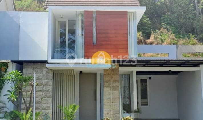 Rumah Cluster Premium Furnished di Goldenwood Citragrand