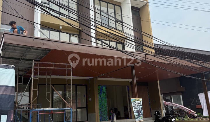 Rumah Cost Depan Cluster Premium Sudah Pecah Shm,Bis Custoom Layout, 2Km ke MRT Lebak Bulus Rumah