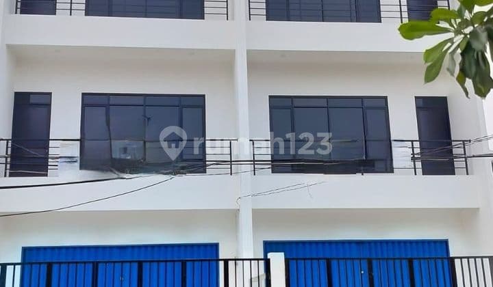 Di Jual Ruko Gandeng / Satuan
Mewah Brand New!!!
Dwiwarna - Mangga Besar