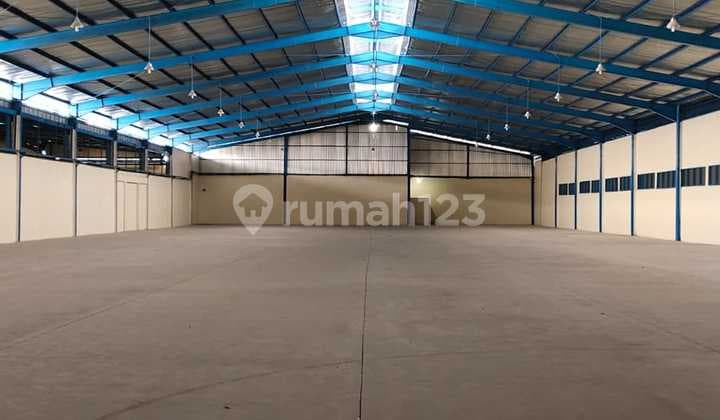 Disewakan Gudang Komersil Jalan Raya Sultan Agung, Kota Bekasi.l.tanah 16.000 M²l.bangunan Terdiri :• 2000 M² (ready)• 1200 M² (ready)