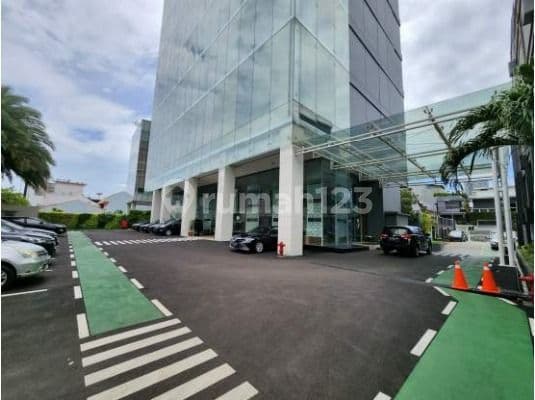 For Sale/Rent*
*Building in Kebon Sirih, Menteng, Central Jakarta*
Suitable for Office Space, Hotel, Hospital, Showroom, Coworking, Co-Living, Serviced Apartment, etc.