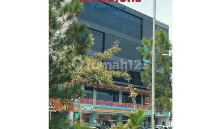 3 Lantai View Danau Maggiore Signature Gading Serpong