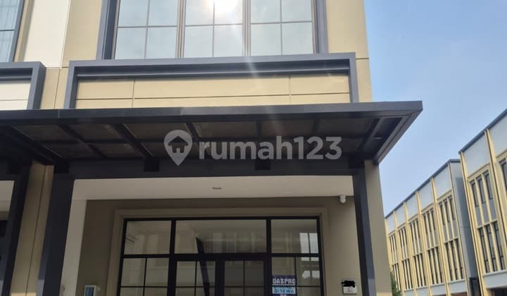 For Rent: Quickly Available Ruko The Hudson, New Grade A Unit, Handover 2.5 Floors, Corner Position with View of Hudson Mall