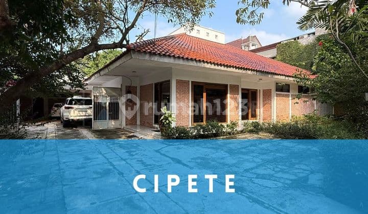 Rumah Tanah Luas Lokasi Premium di Gaharu Cipete