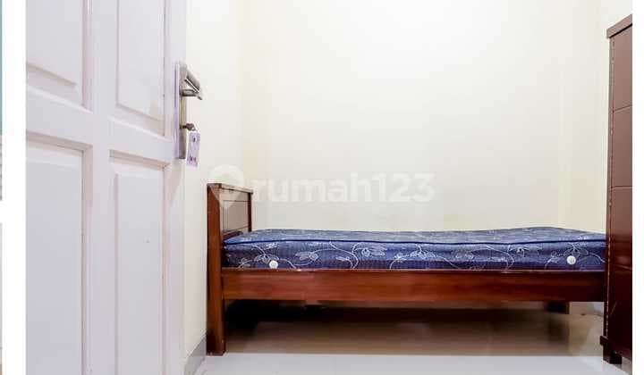 Kost Kebon Jeruk 35 Rooms Near Untar and Trisakti University West Jakarta