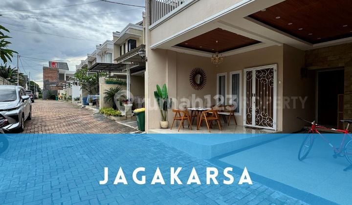 Townhouse Kahfi 1 dengan Akses Mudah ke Tol Brigif di Jagakarsa